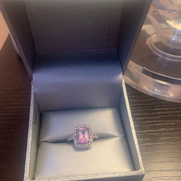 Zales ring - Picture 3 of 8